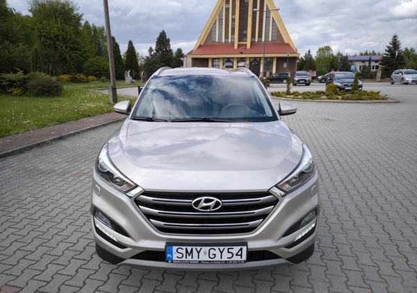 Hyundai Tucson cena 73200 przebieg: 75000, rok produkcji 2017 z Żabno małe 154